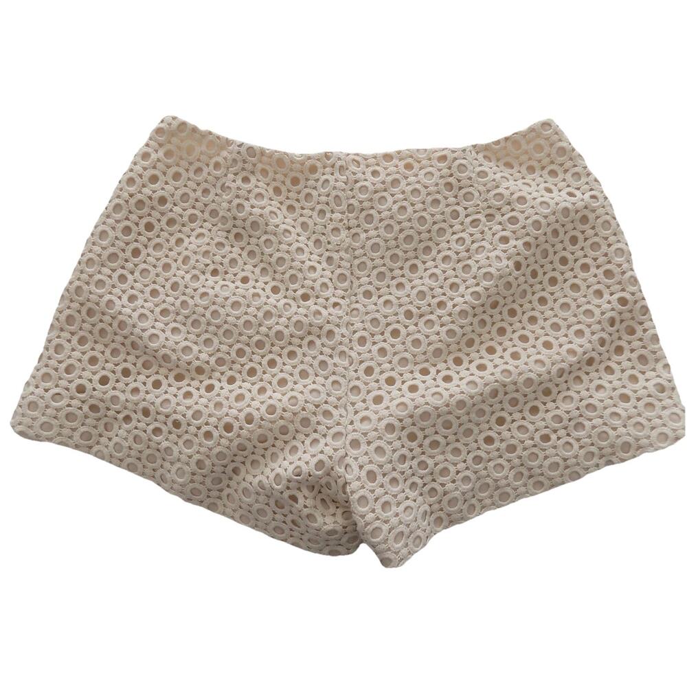 Banana Republic lace eyelet mini shorts size 2 - Picture 2 of 5